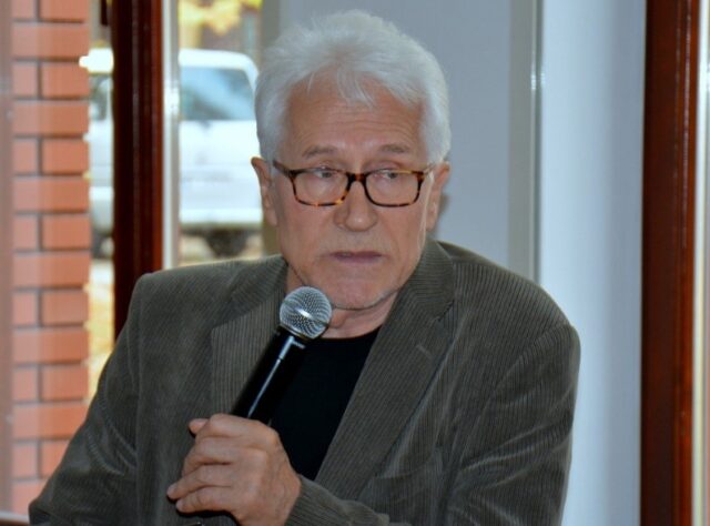 Prof. dr. hab. Kazimierz Rykowski