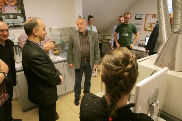 Wizyta w Laboratorium Chemii