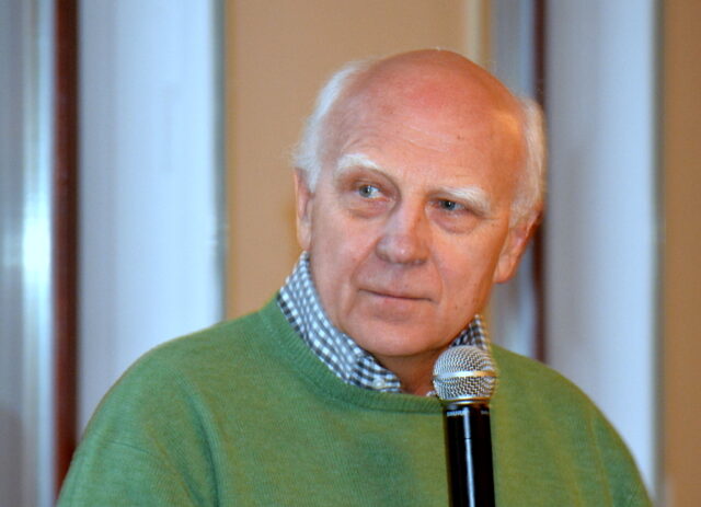 Prof. dr hab. Piotr Paschalis Jakubowicz