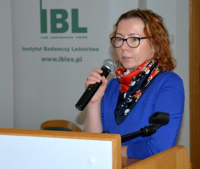 Dr Magdalena Głogowska