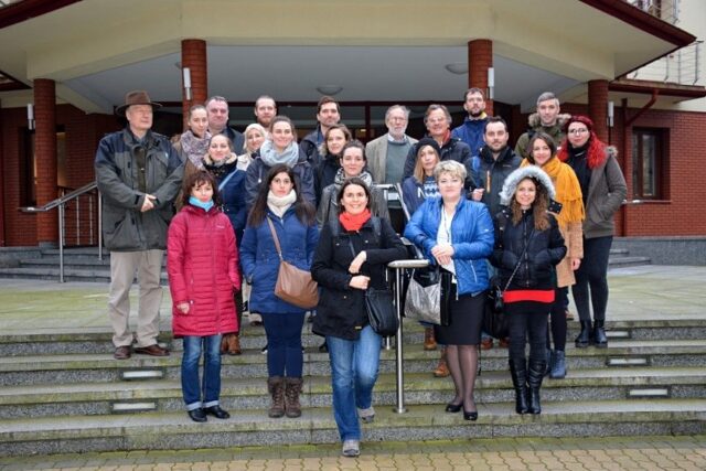 Uczestnicy Jesiennej Szkoły Akcji COST FP1401