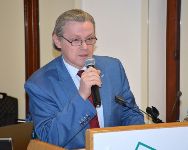 dr inż. Piotr Gołos