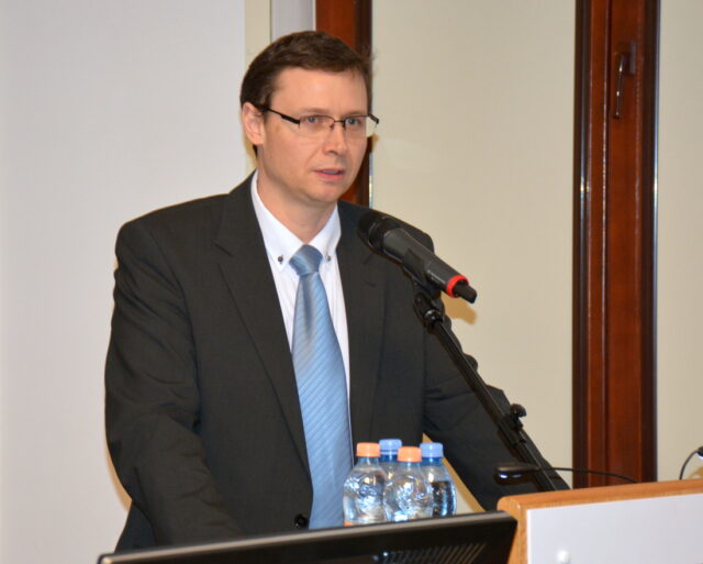 Dr hab. Krzysztof Adamowicz