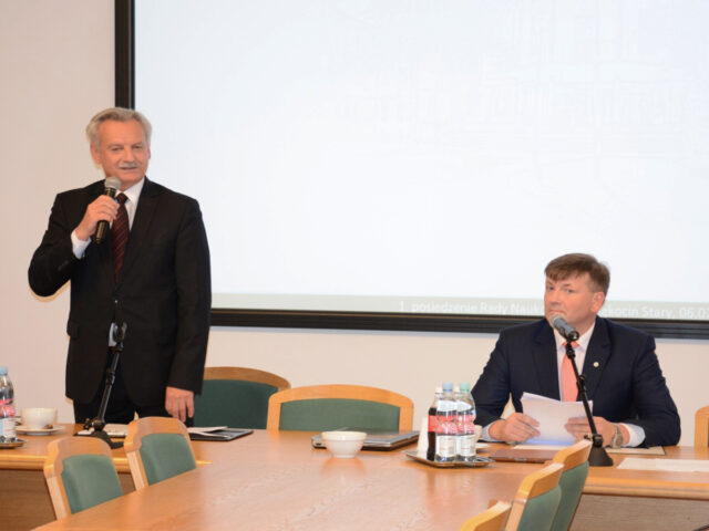 Dr Jacek Krawczyk i dr hab. Janusz Czerepko