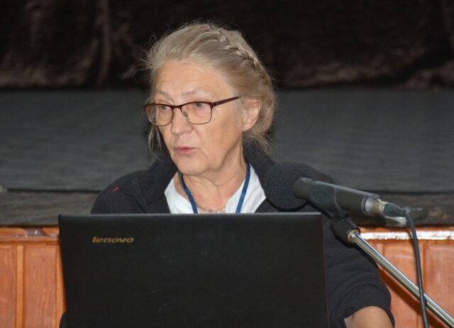 Dr Ewa Pirożnikow