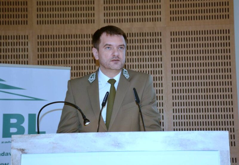 Pan dr inż. Krzysztof Janeczko