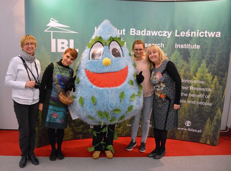 Pamiątkowe zdjęcie z „Kropelką"