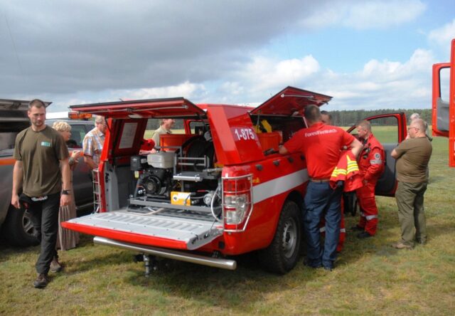 Prezentacja nowego samochodu patrolowo-gaśniczego