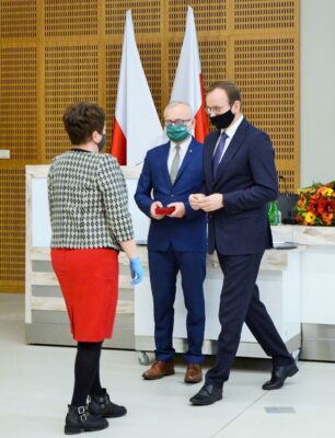 Prof. dr hab. Iwona Skrzecz