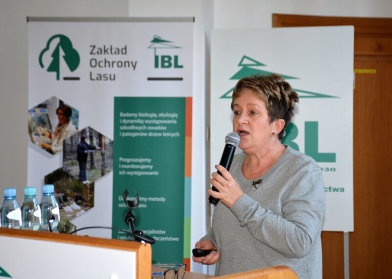 Dr hab. Iwona Skrzecz